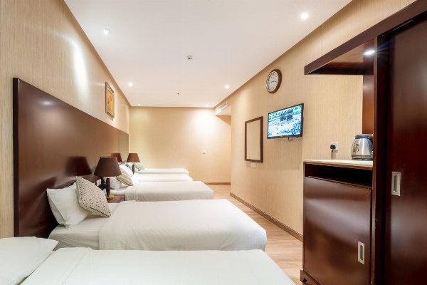 1 Land Premium Hotel Main image